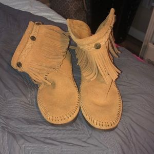 minnetonka booties